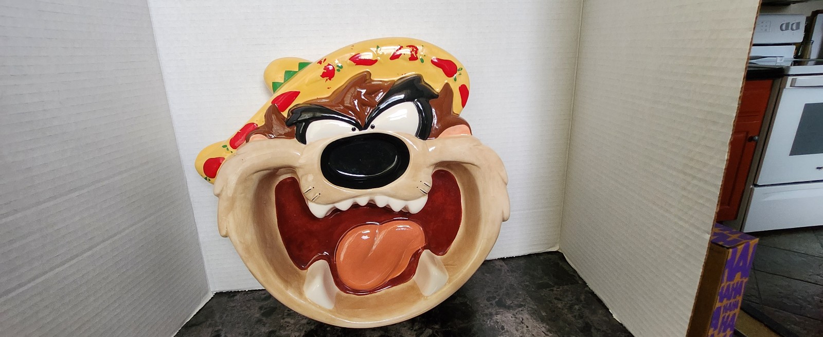 1997 Warner Bothers Tasmanian Devil Chip Dip Bowl