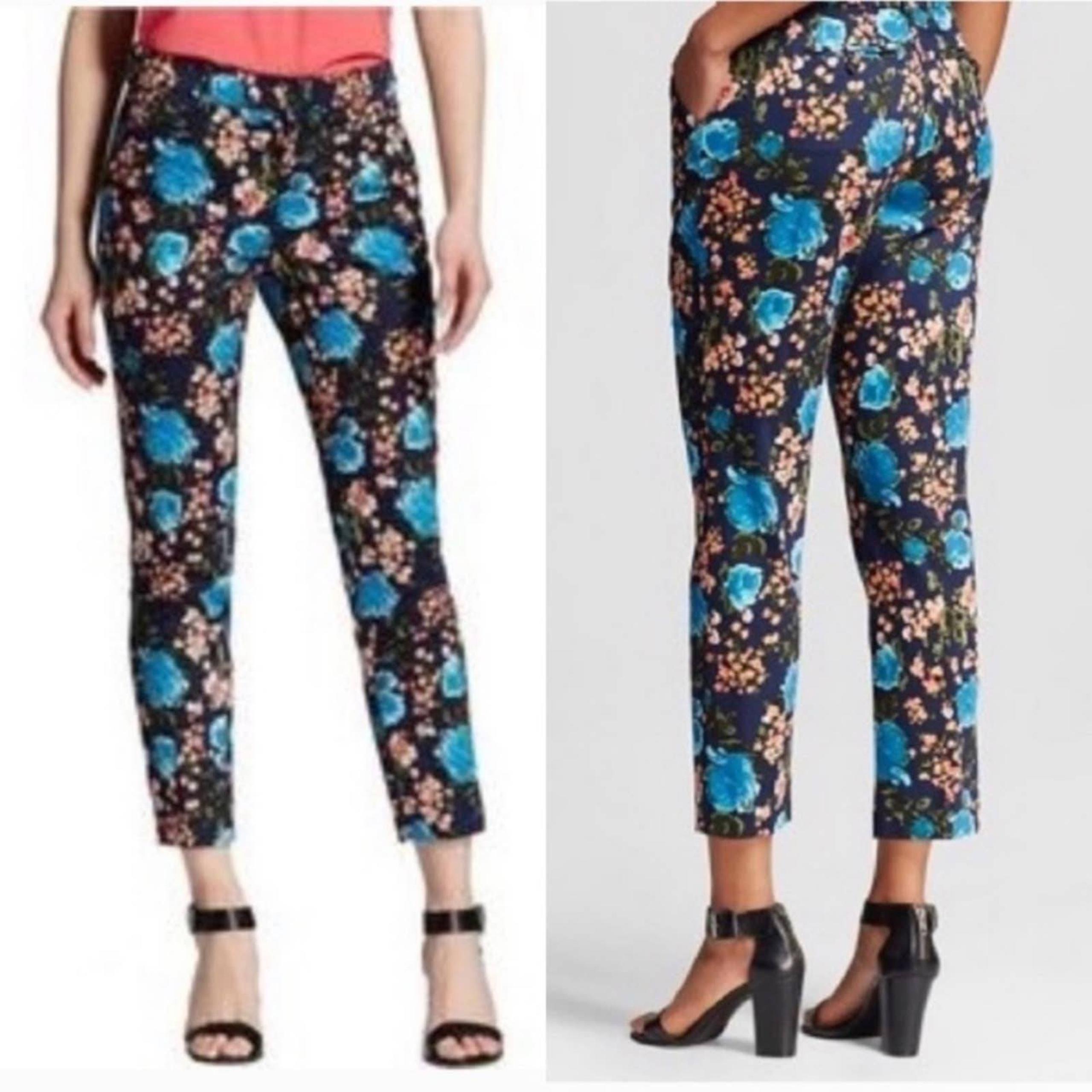 NWT Merona navy blue and coral pink floral stretch ankle pant