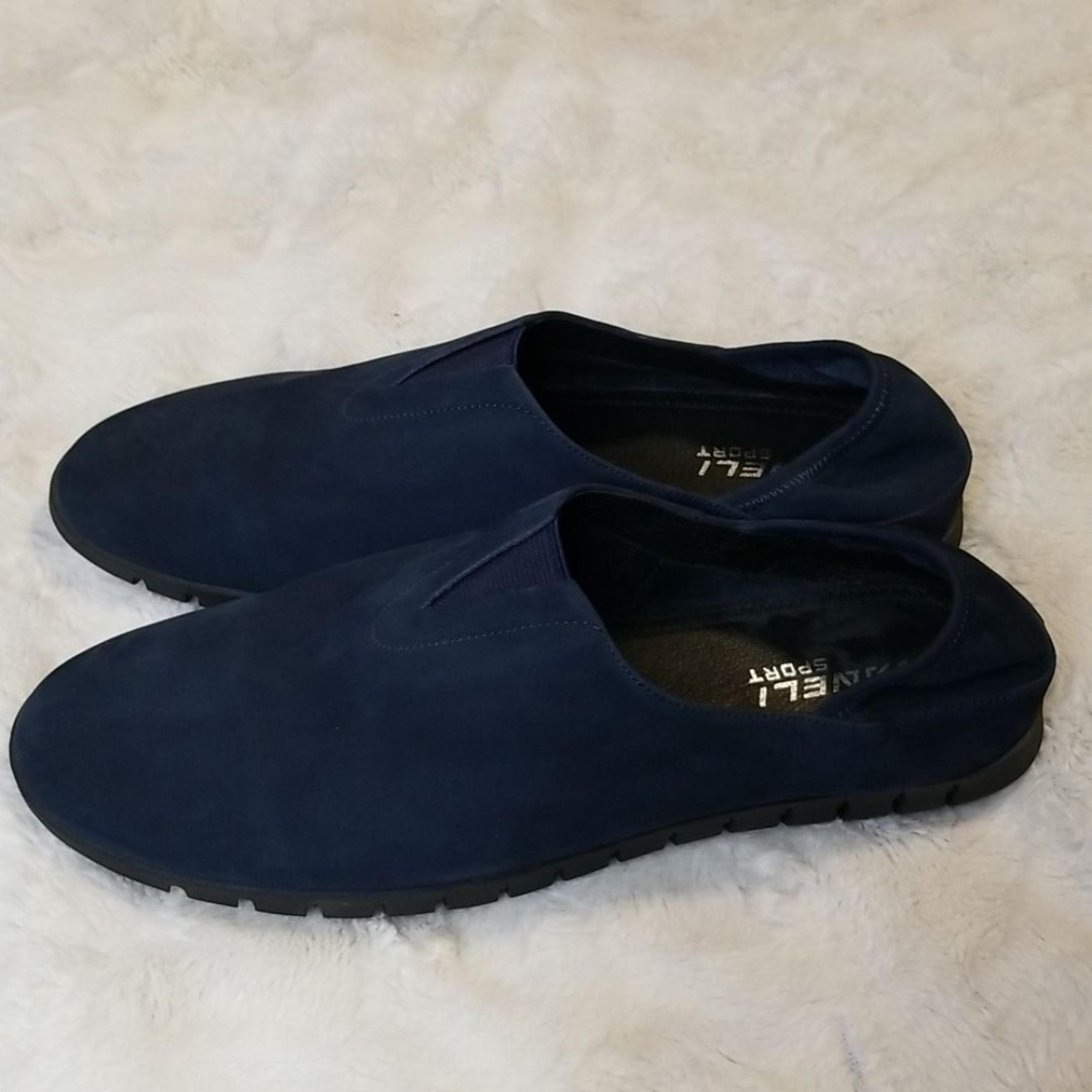 Vaneli Womens Kimi Blue Leather Slip On Flats Loafers Size 9.5 Comfort