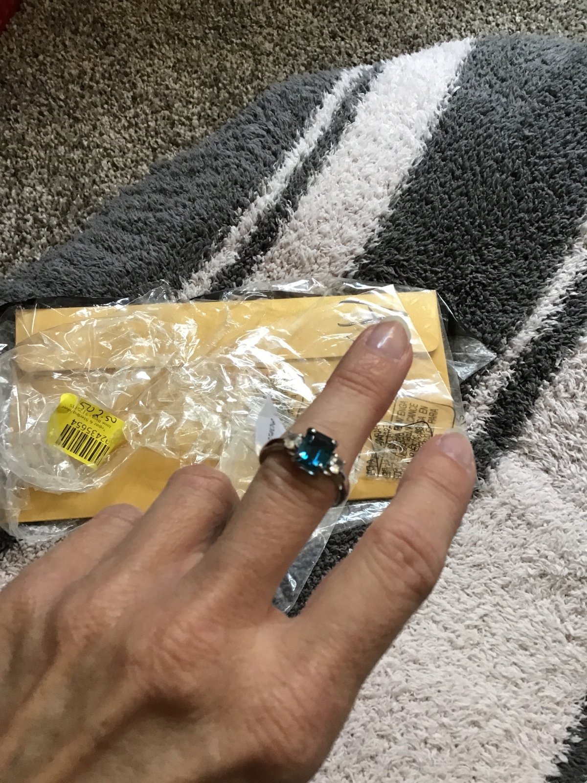 Topaz and sterling silver ring, with certified papers