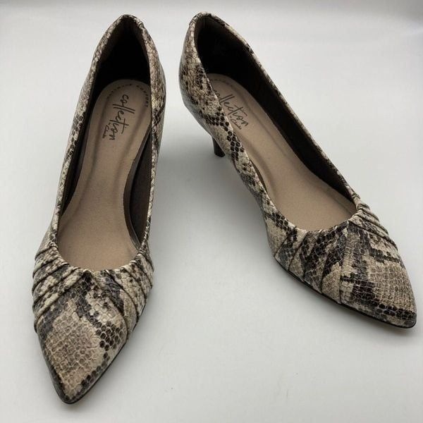 Collection Clarks Linvale Crown Taupe Snake Dress Pump Size 37/6,5/230 Like New
