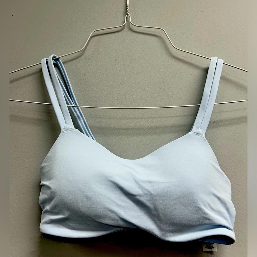 Nike Zenvy Strappy Sports Bra