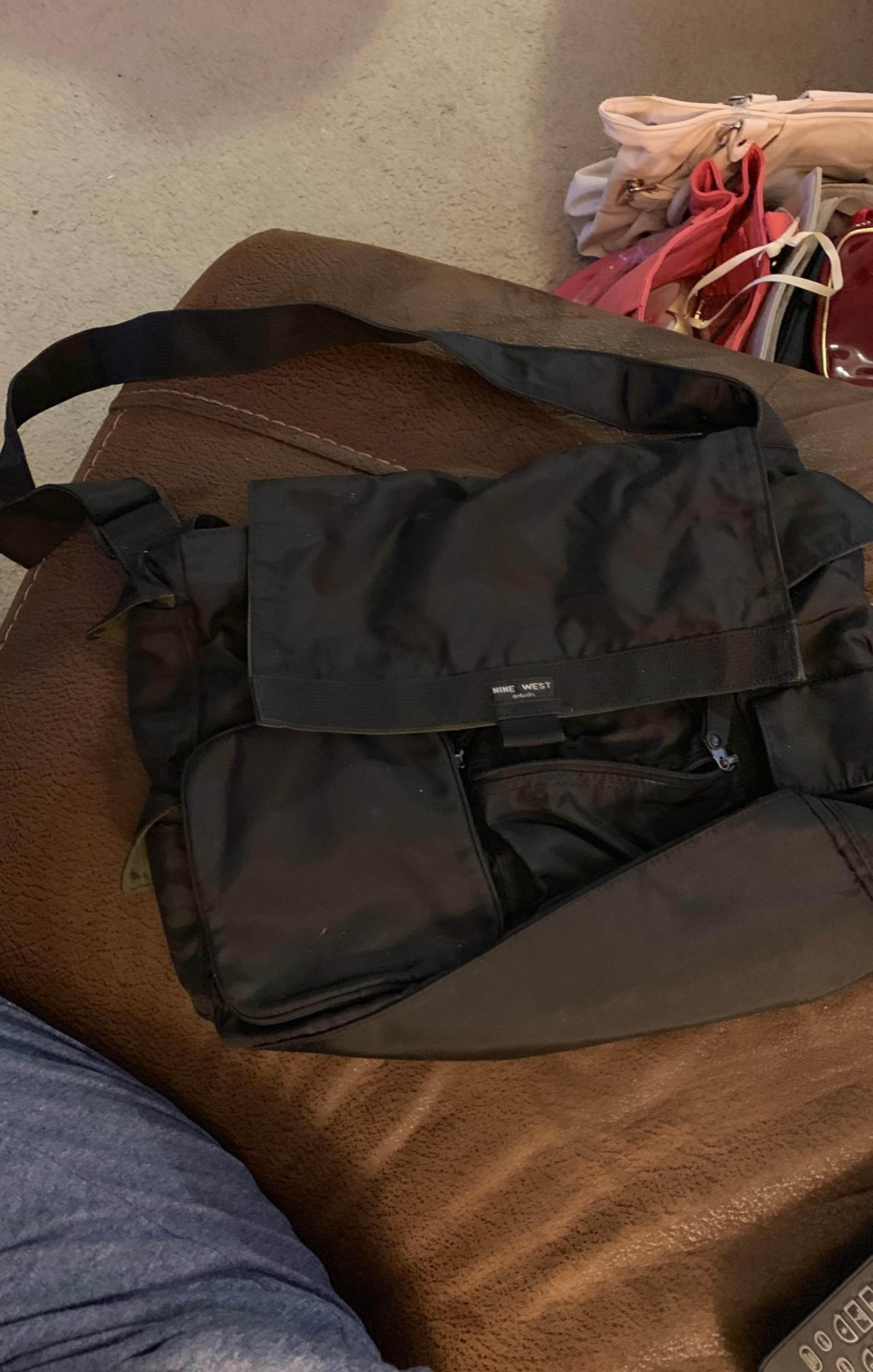 Nine West Messenger Bag