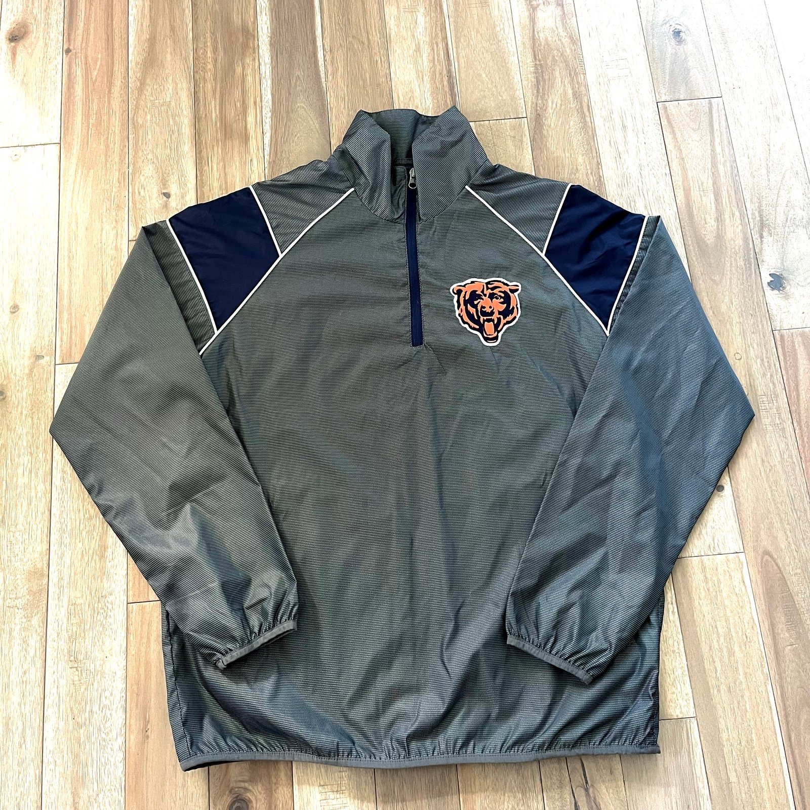 NFL Chicago Bears Windbreaker 1/4 Zip Track Jacket G-lll Men's Medium NWOT