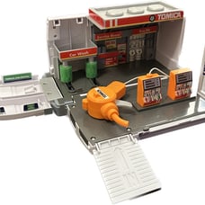 Tomica refueling