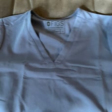 FIG Clothing Casma Three-Pocket Scrub Top in Big Sky