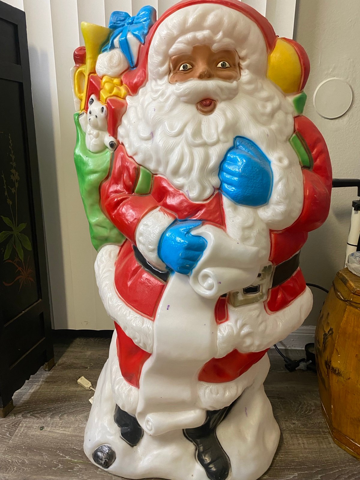 Vintage 42 Santa’s Best Santa Christmas Lighted Blow Mold Toy Bag With Presents