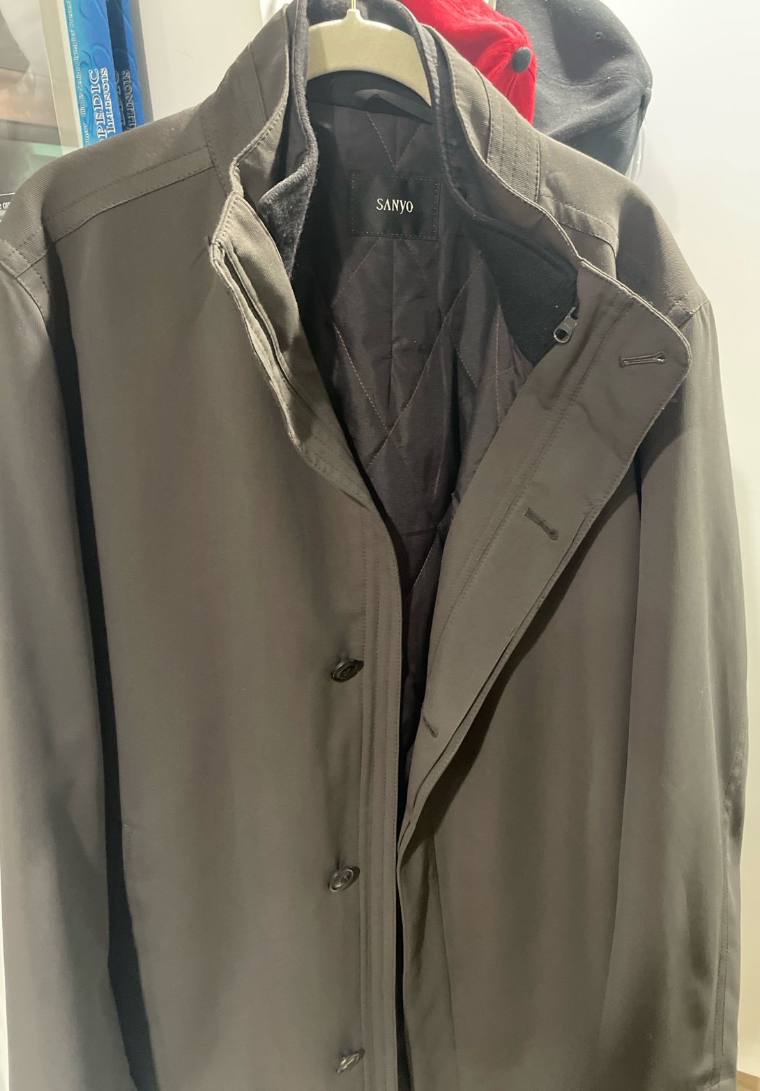 Sanyo coat