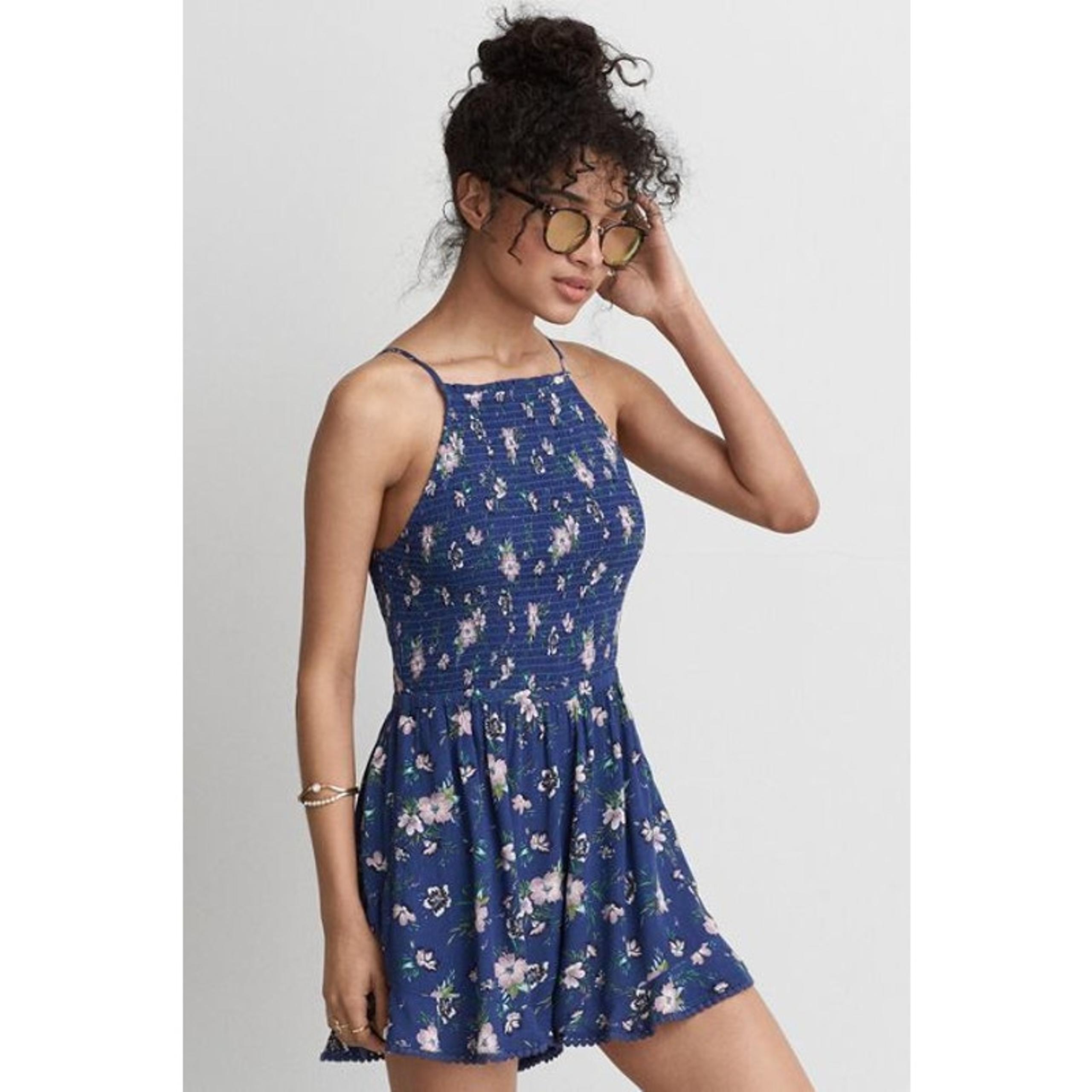 American Eagle Outfitters Women's Blue Hi-Neck Floral Print Smocked Romper Small