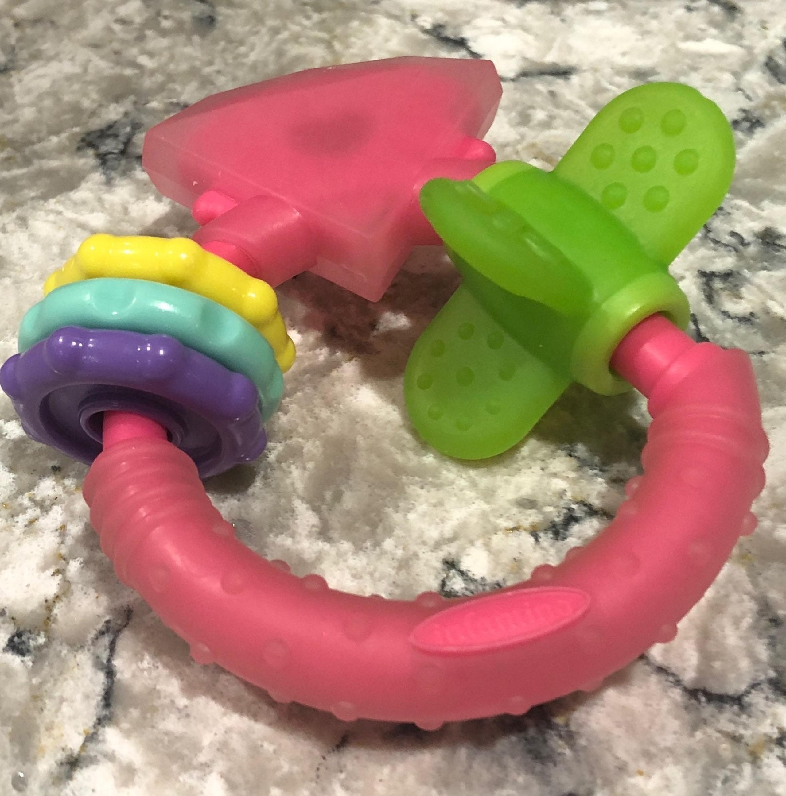 Infantino Sparkle Chew & Play Ring Teeth