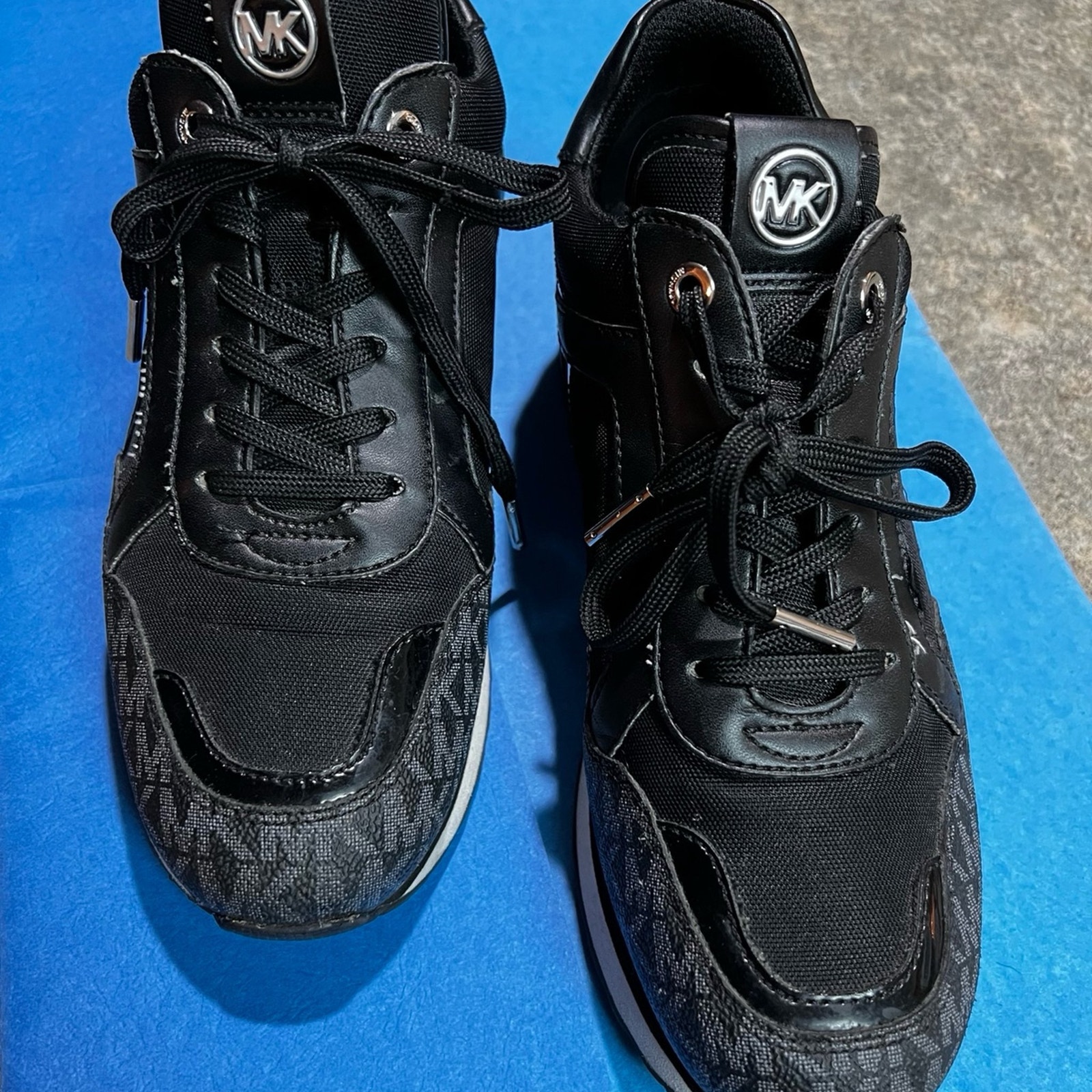 michael kors trainers womens