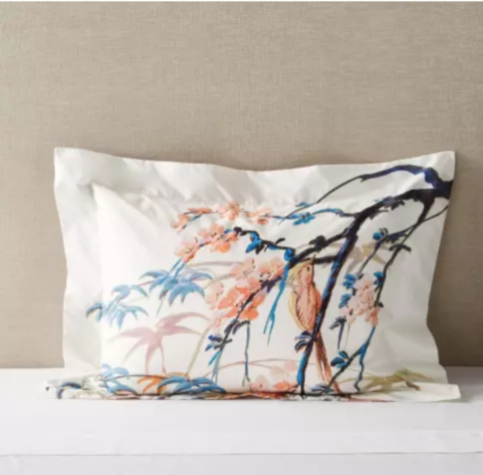 Williams Sonoma Home Painted Peacock Standard Pillow Sham White Bird Pair (2)