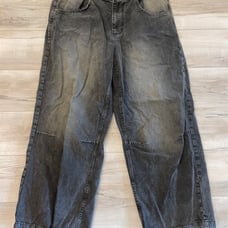 Baggy jeans