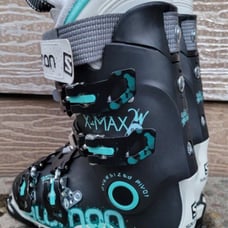 Salomon ski boots: 23-23.5