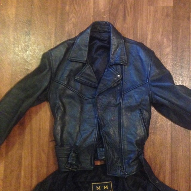 Ladies Leather Zipper Jacket