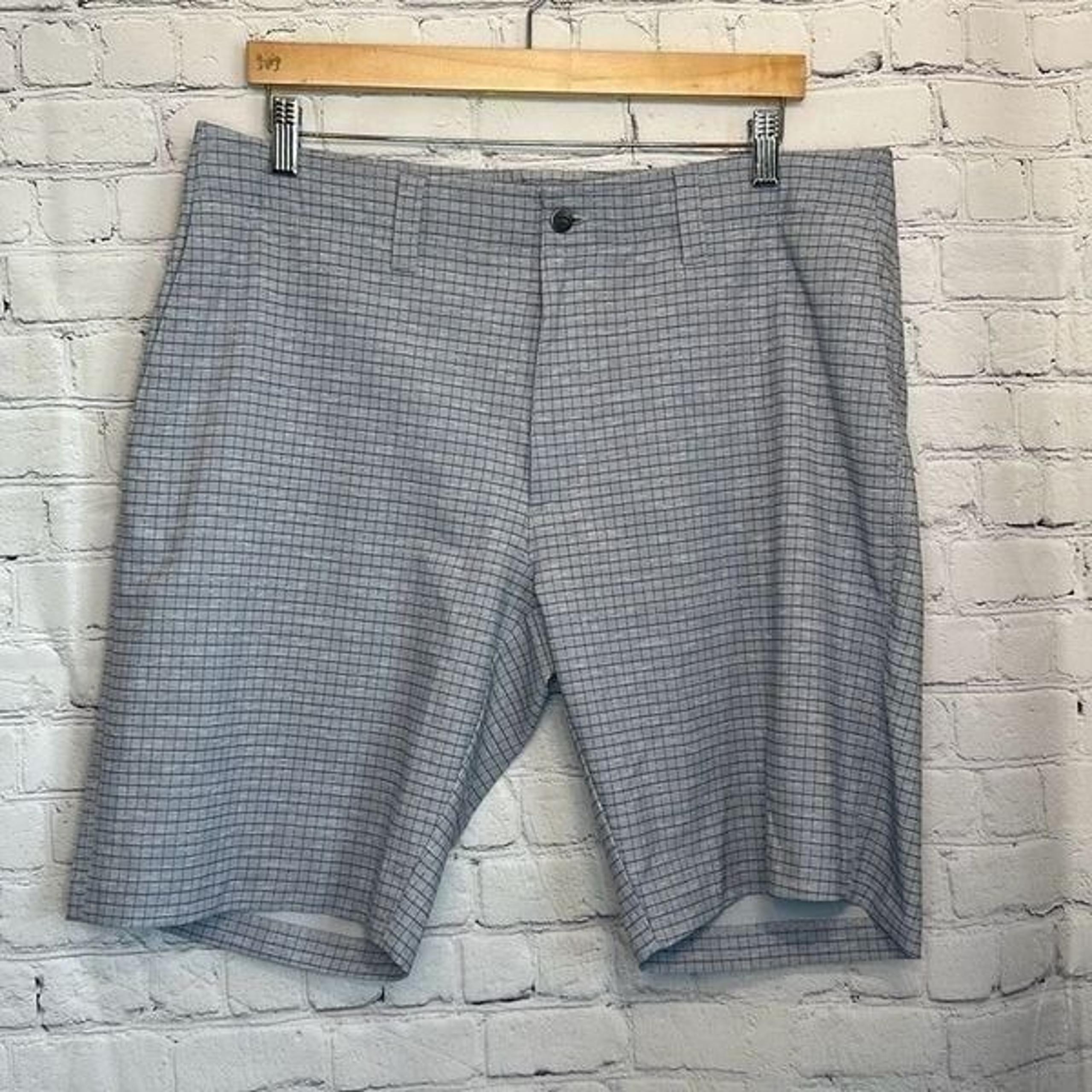 Callaway Performance DriFit Mens Golf Sports Shorts Pockets SZ 36 Gray Check