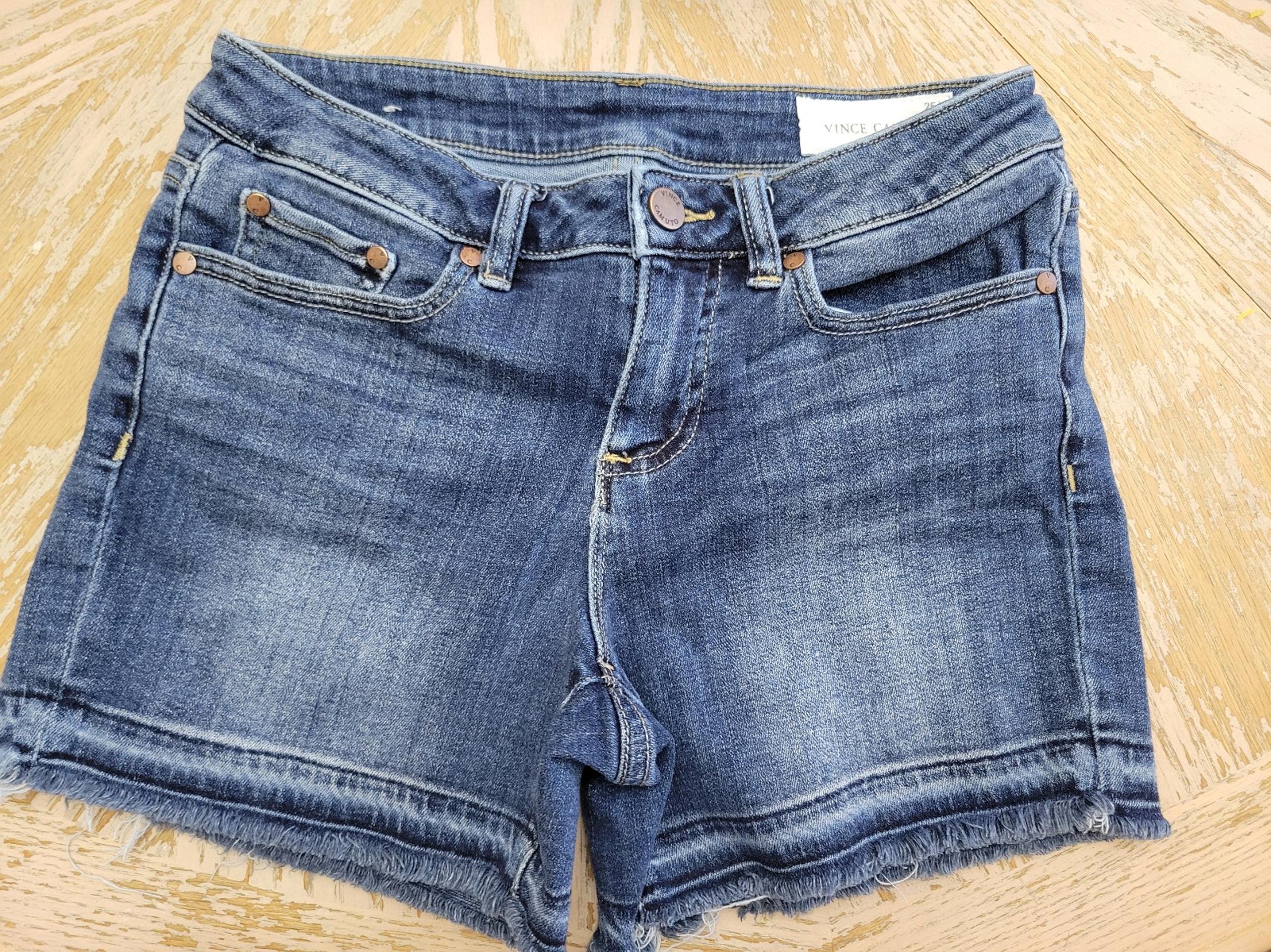 Vince camuto jean shorts size 0