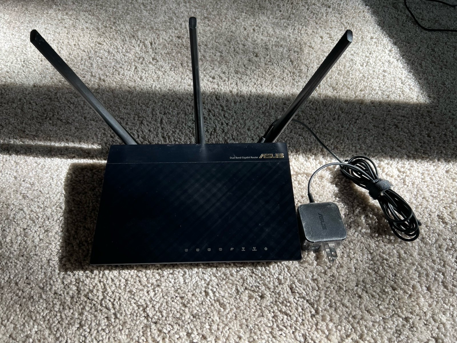 Asus RT-AC66u B1 Router