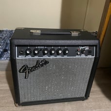 Fender Frontman 15G Series 2-Channel 15-Watt 1x8 Guitar Practice Amp