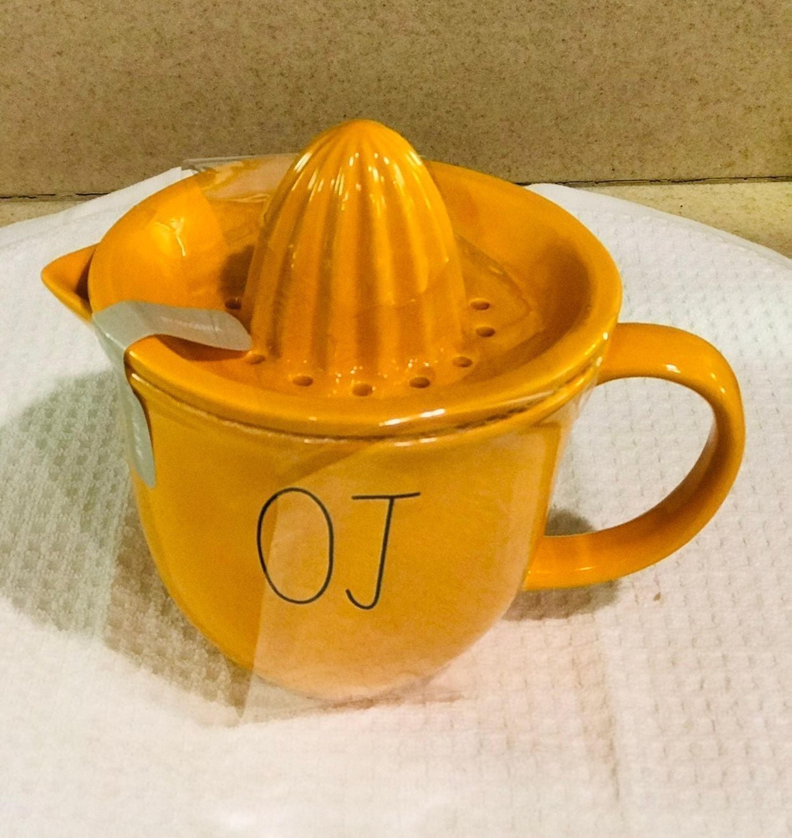 Rae Dunn OJ orange juicer