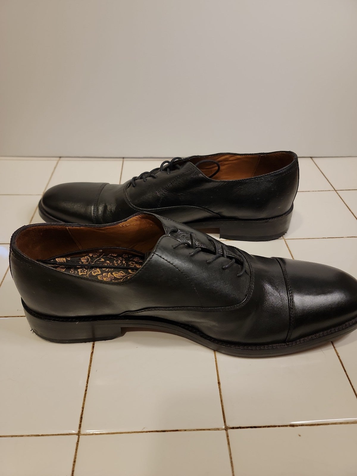 Men's 11 black dress cap dress shoes by 2024 Beckett Simonon unworn