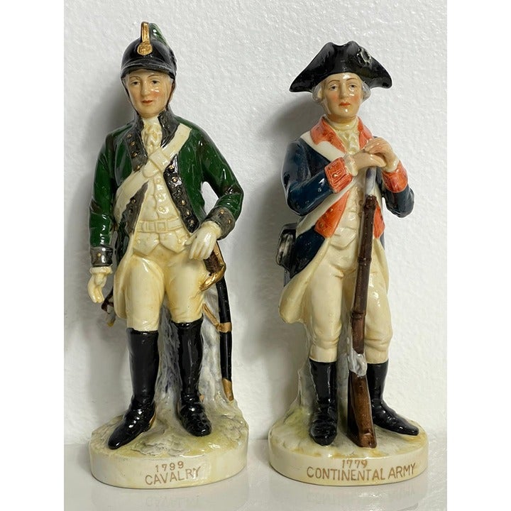 Vintage Military Calvary Continental Army Soldier Porcelain Figure KW3678