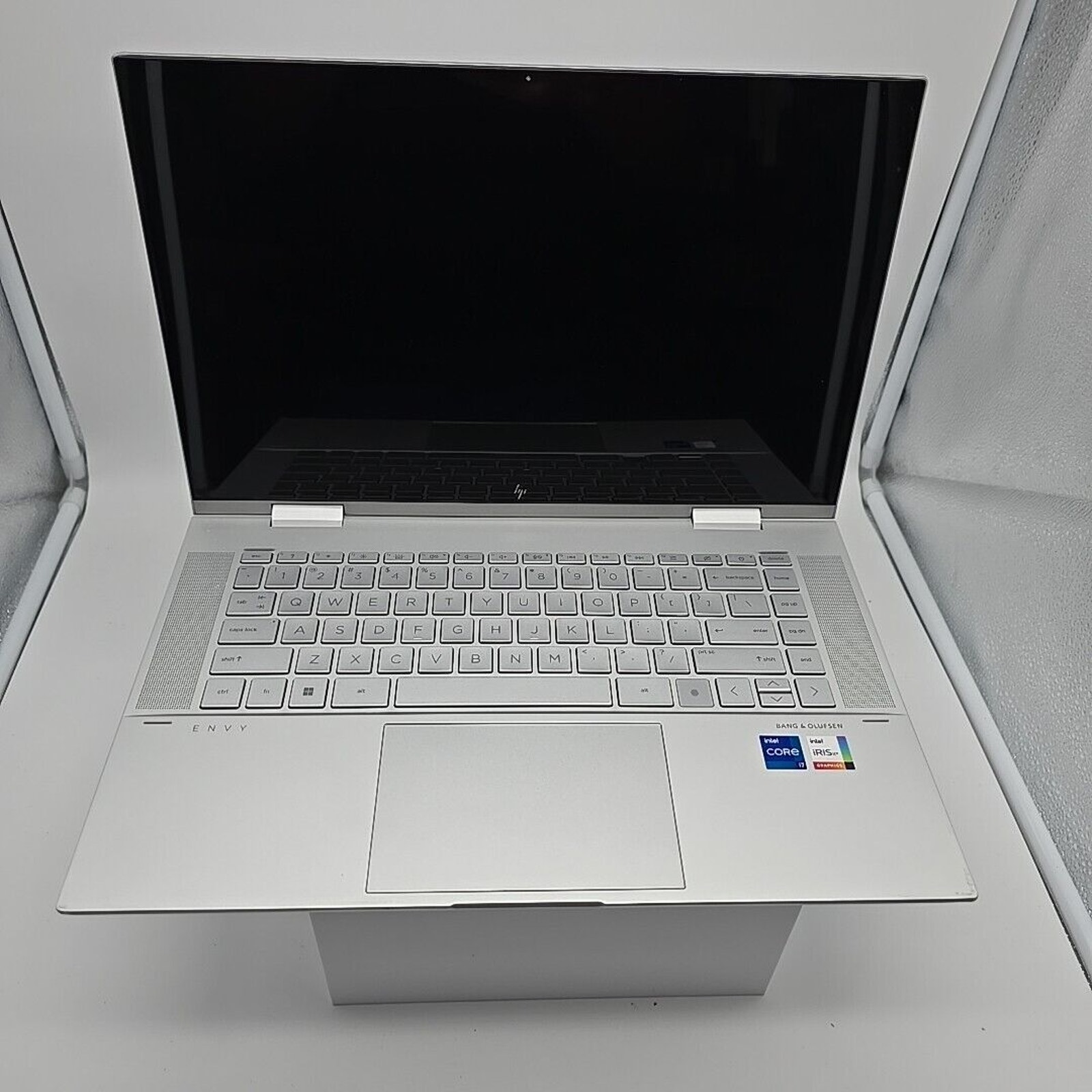 HP ENVY X360 15M-ES1023DX | CORE I7-1195G7 2.9GHZ | 500GB | 16GB RAM | NO OS