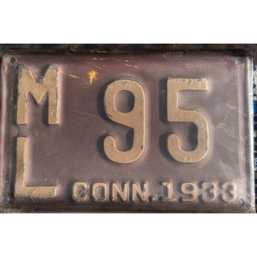 1933 CT CONN Connecticut Vintage Original Auto License Plate Car # ML 95 NICE!