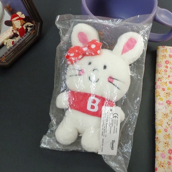 Sanrio Hello Kitty Vintage 2000 Bunny No Matty 100 Character Beanie 6 Plush