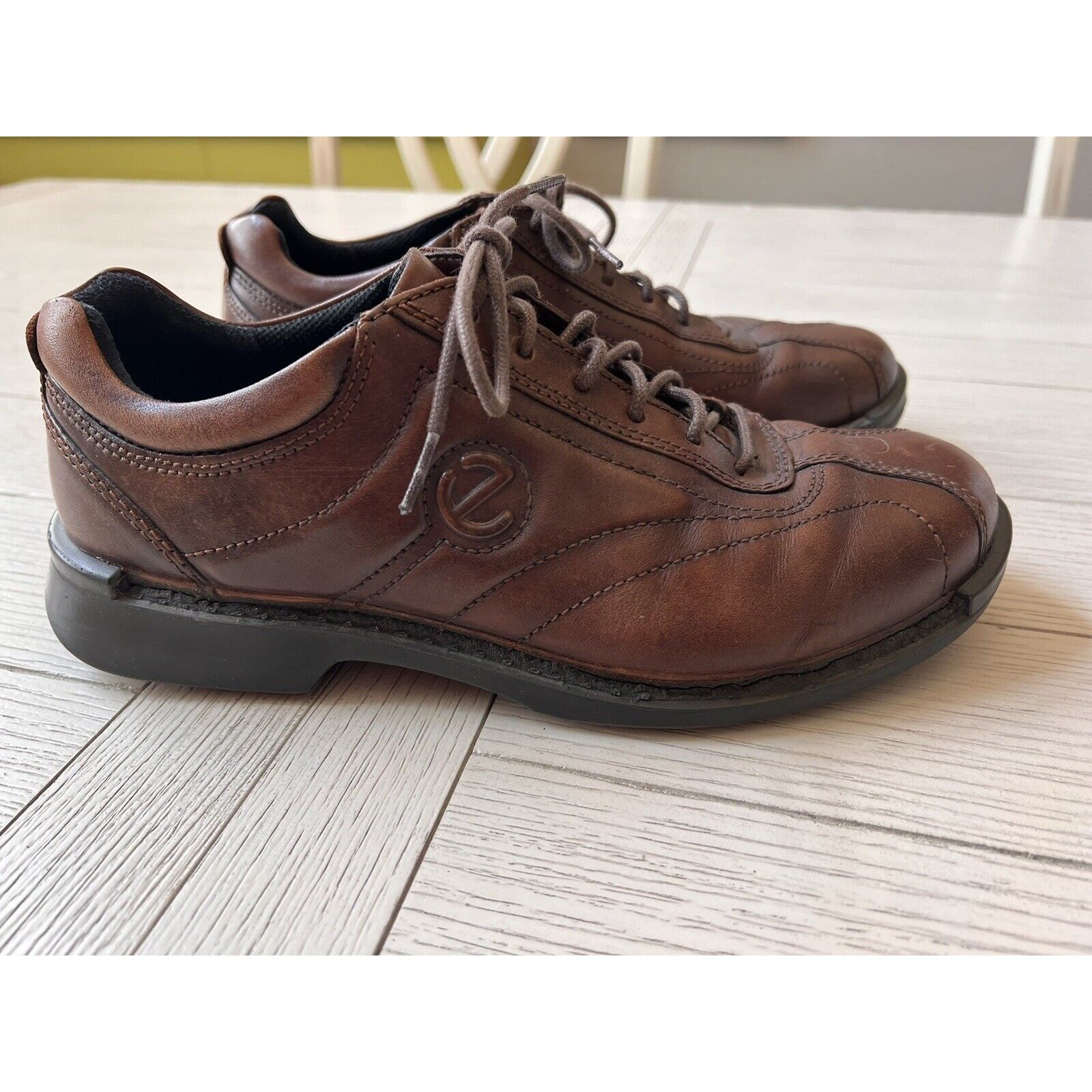 Ecco Men’s Shoes, Brown, Light Shock Lace Up, Leather, Oxford Style EU Size 42