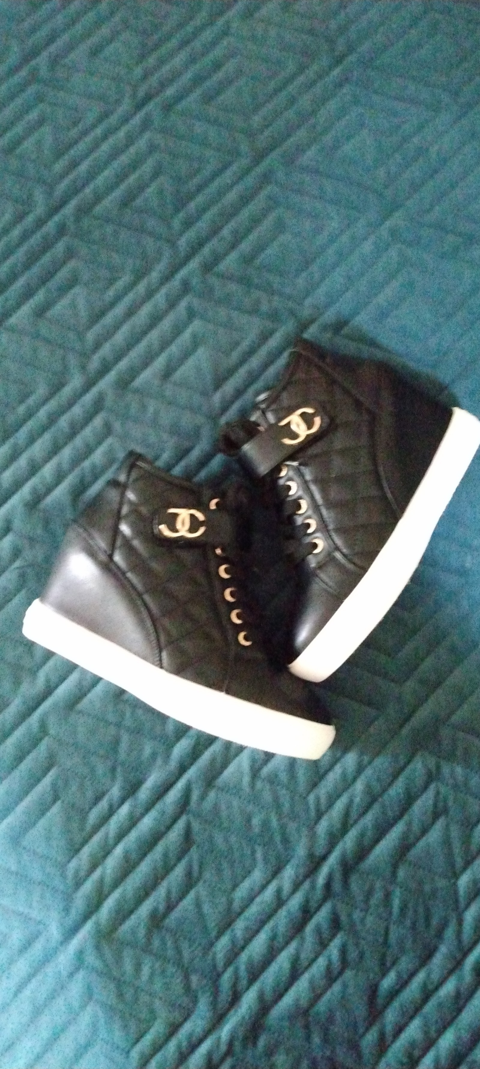 For just $15! #ross #rossfinds #juicycouture #shoes #dupes | TikTok