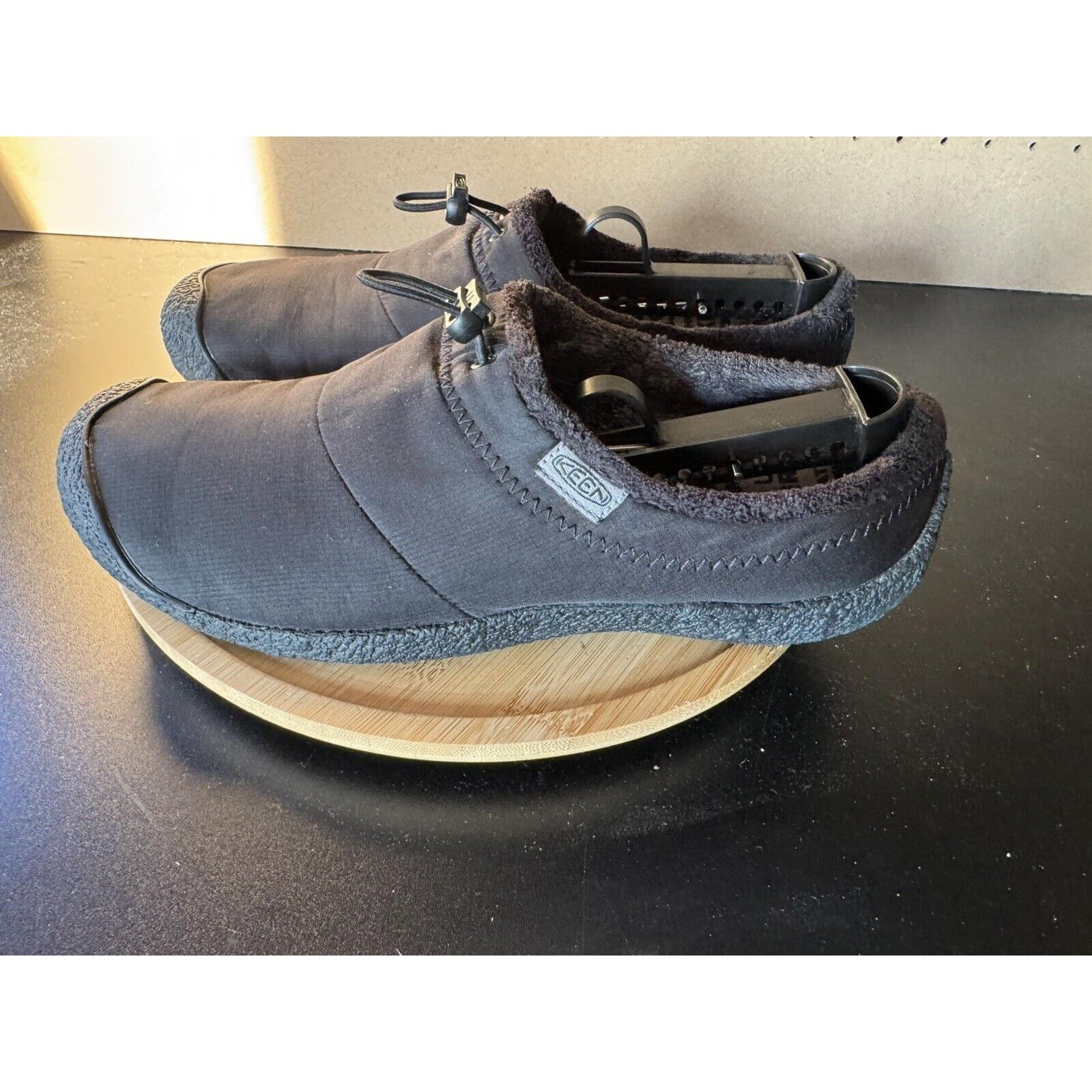 Woman's Slippers KEEN Howser III Slide Size 11 Black/Black Euc