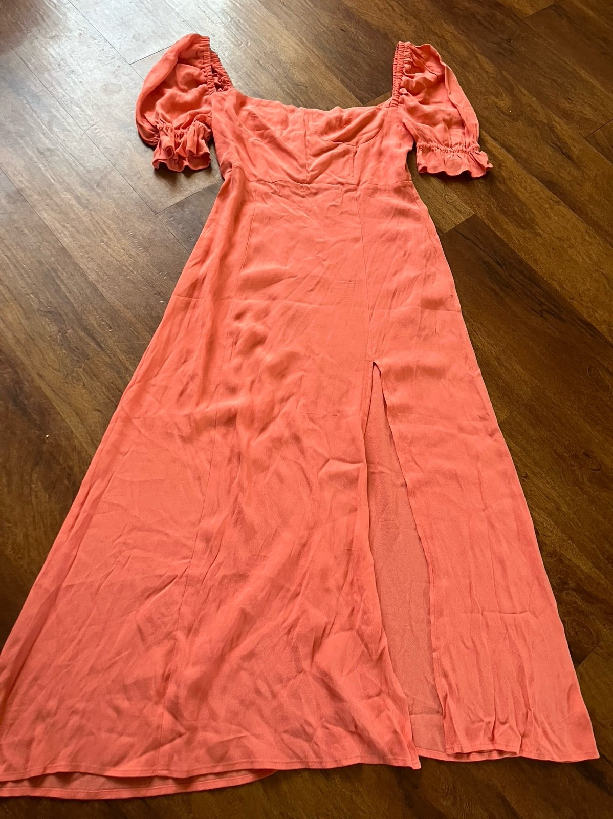 We wore what slit peach coral puff sleeve midi dress size 8