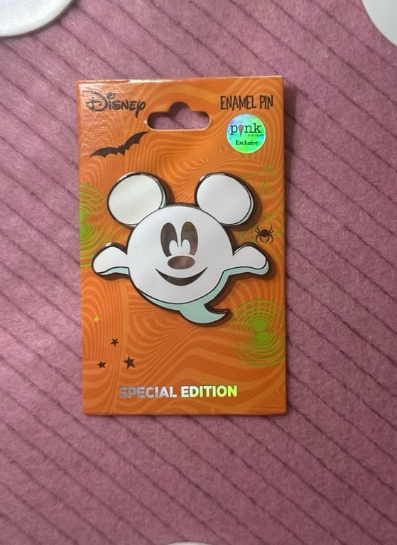 Disney Pink a la Mode exclusive UNRELEASED Mickey as Ghost pin SE300 NEW