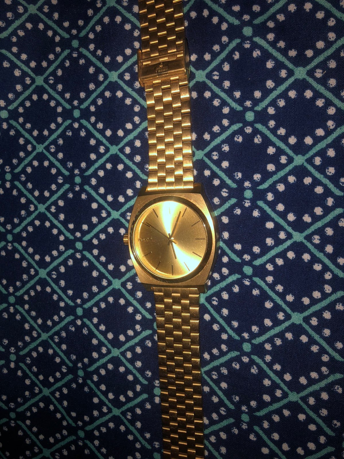 Nixon watch