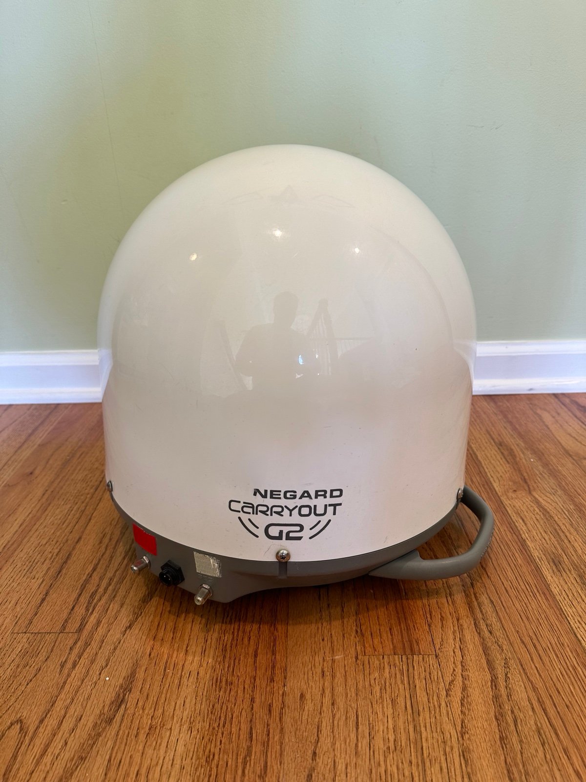 Winegard Carryout G2 Automatic Portable Satellite TV Antenna