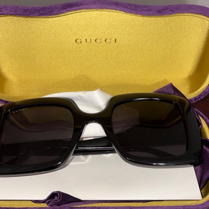 Gucci sunglasses
