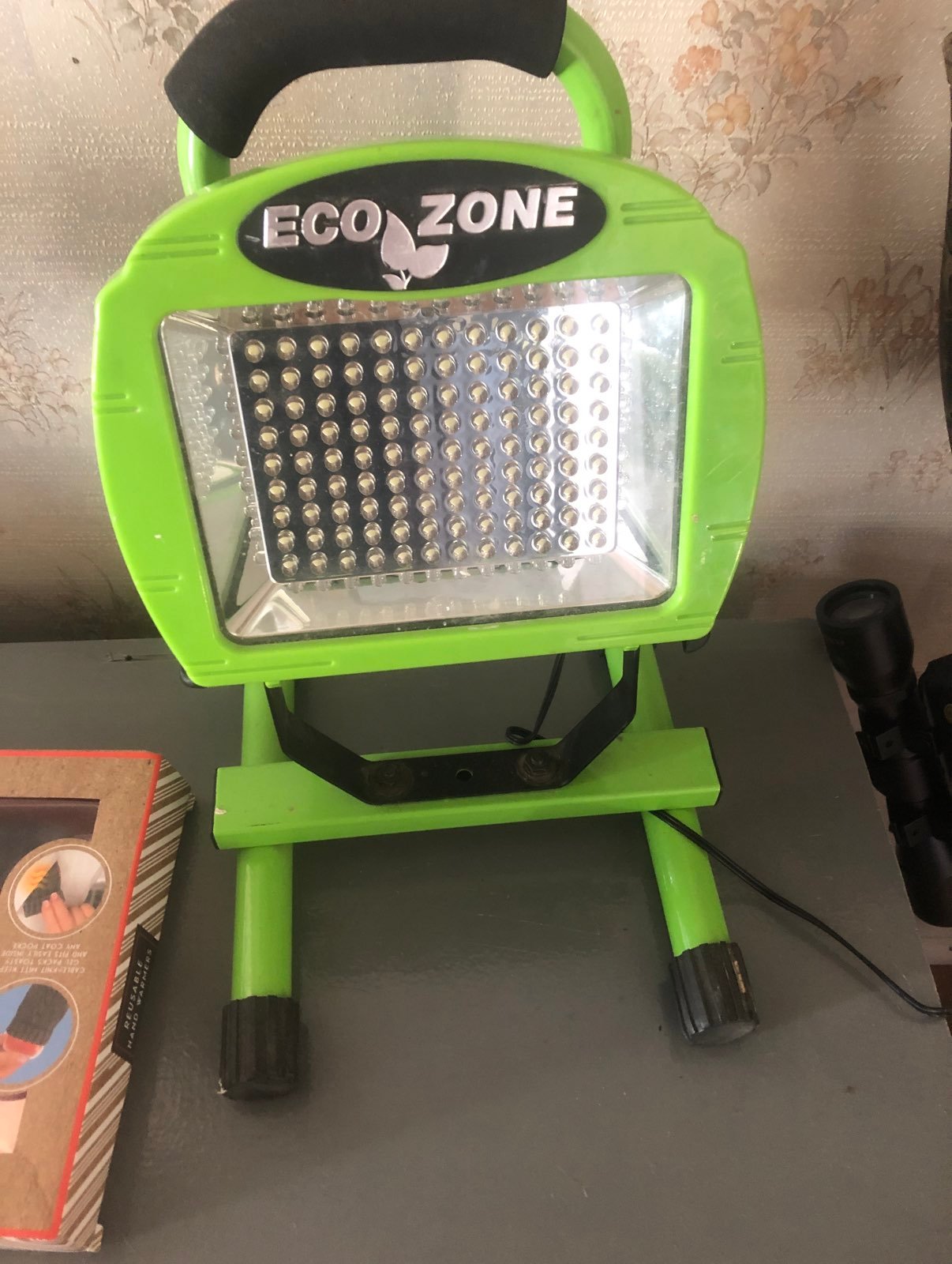 Eco zone light