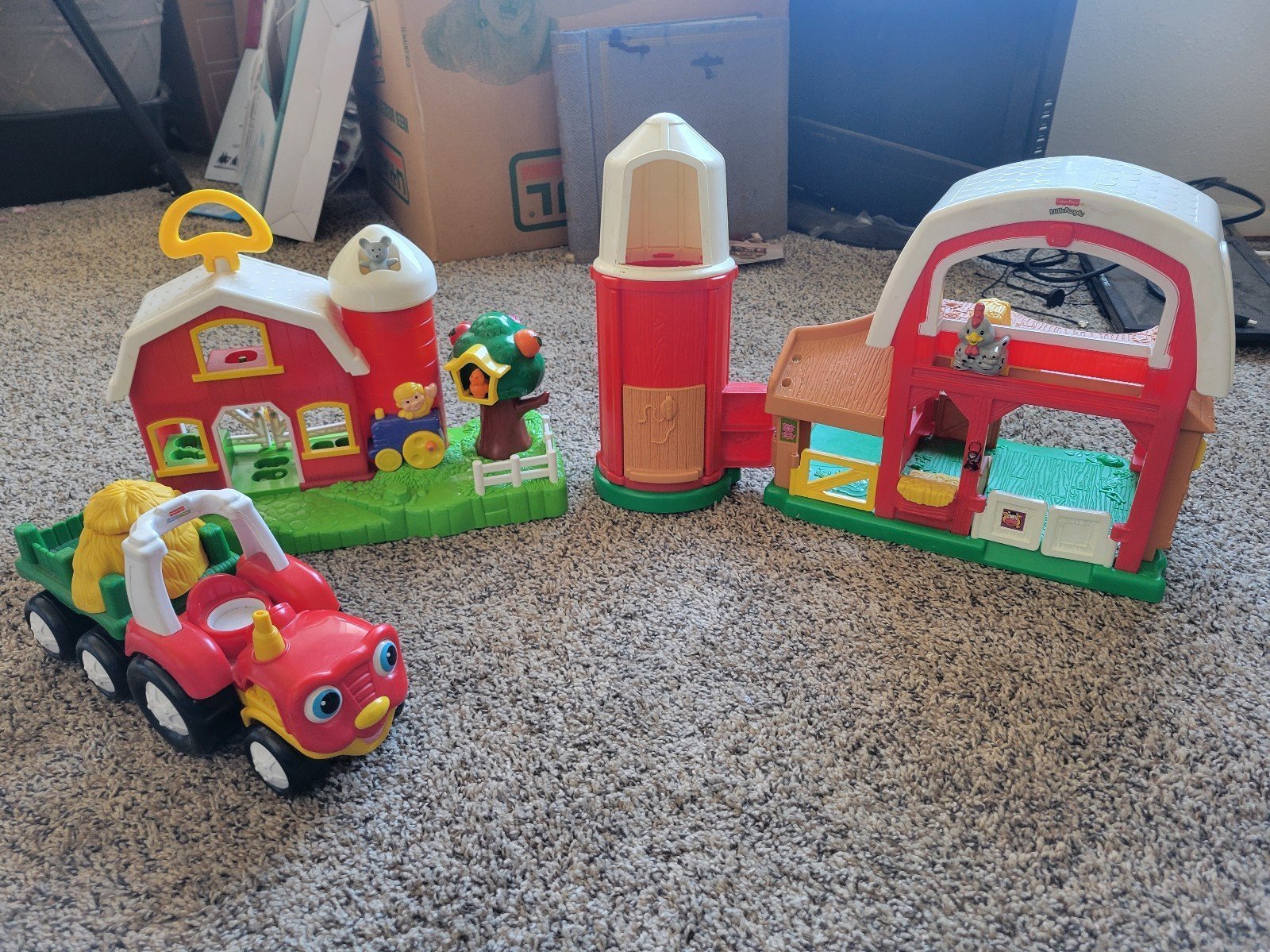 Fisher Price Little People Farm and Farm House