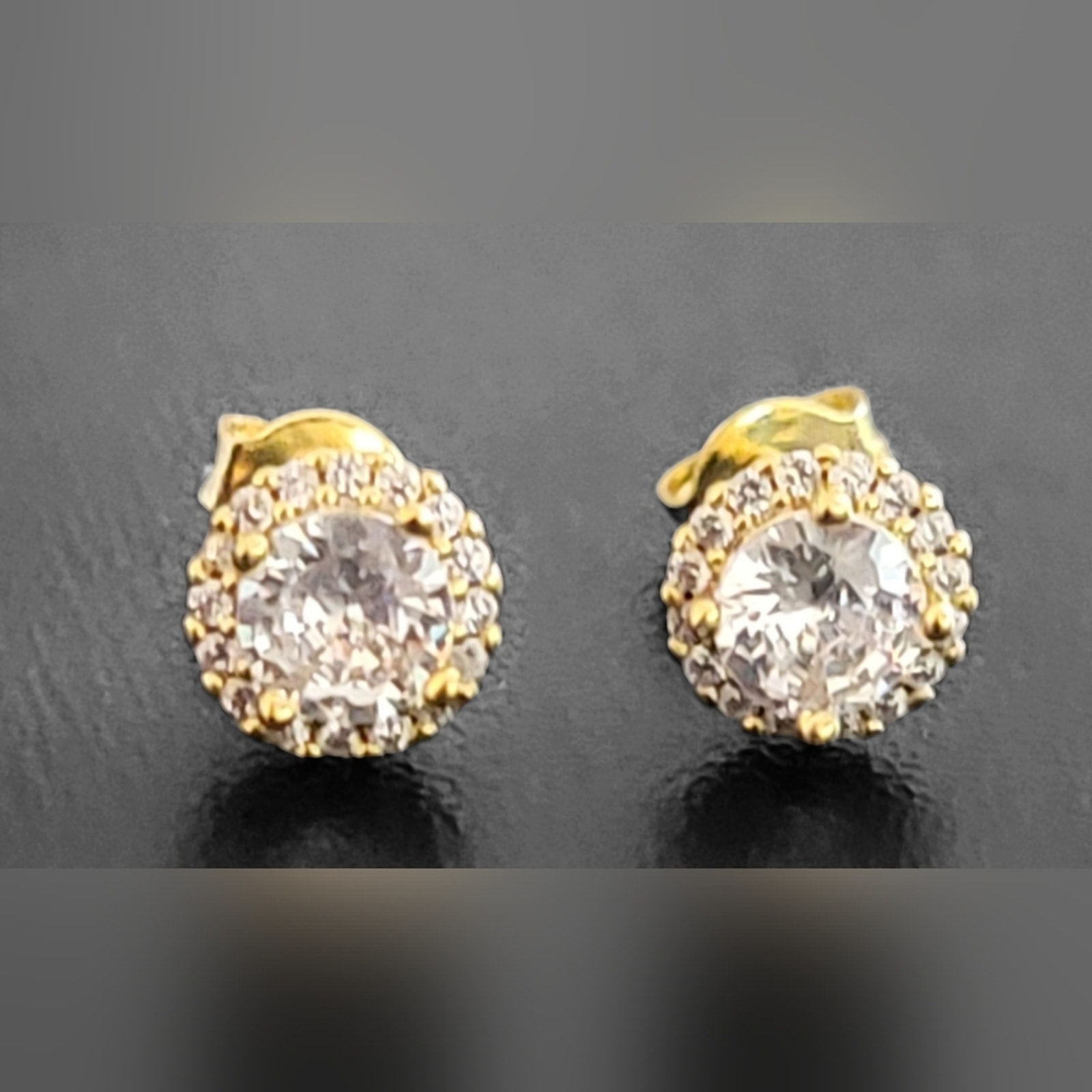 Adornia Swarovski Crystal Halo Gold‎ Earrings