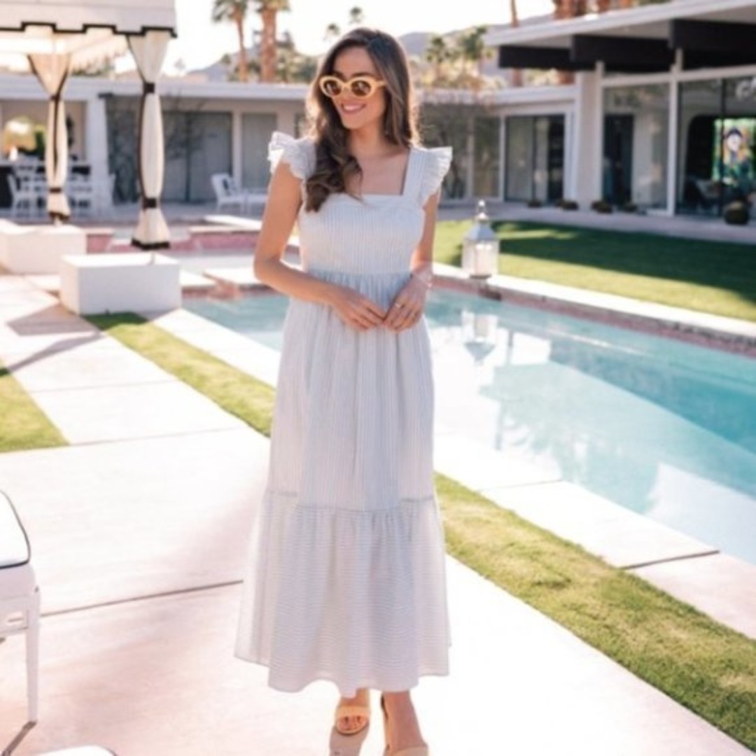 NWT Gal Meets Glam Jasmine Blue Striped Ruffle Tiered Maxi Dress