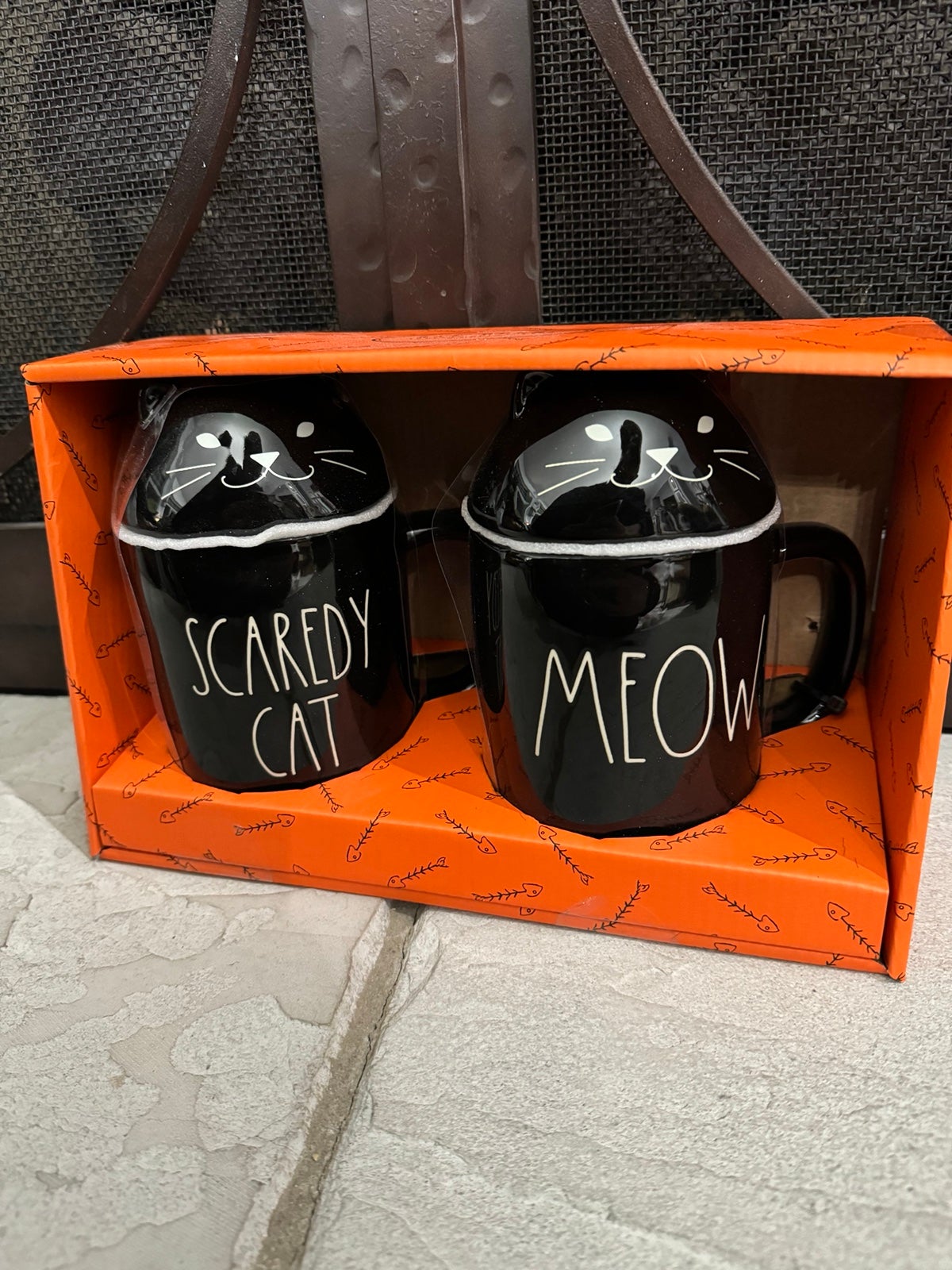 Rae Dunn Halloween Black Cat Coffee Mugs w/ Lids Scaredy Cat and Meow Set Topper
