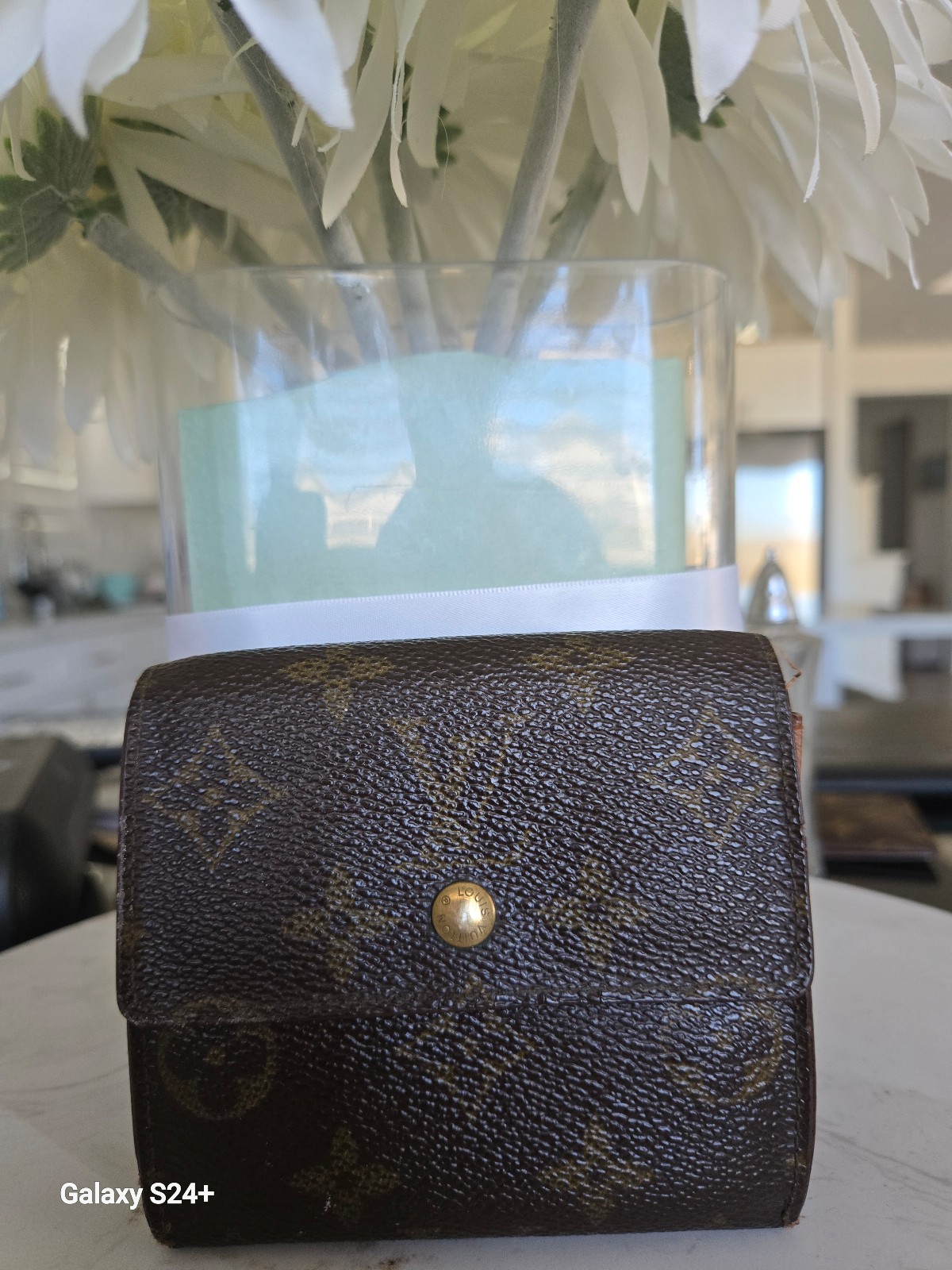 Louis Vuitton bifold monogram wallet