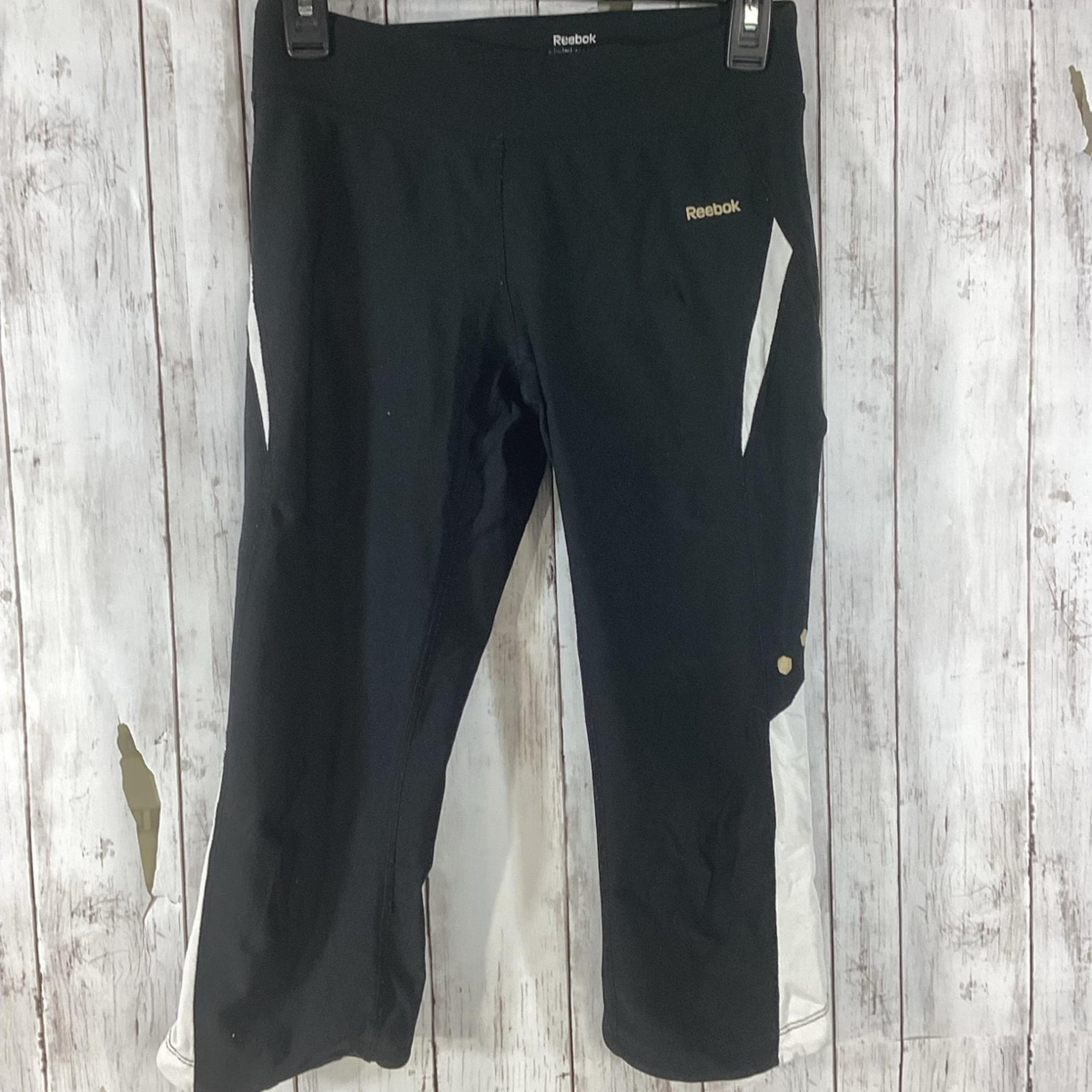 Size Reebok Women's Cardio Capri Pants small sportwear casual