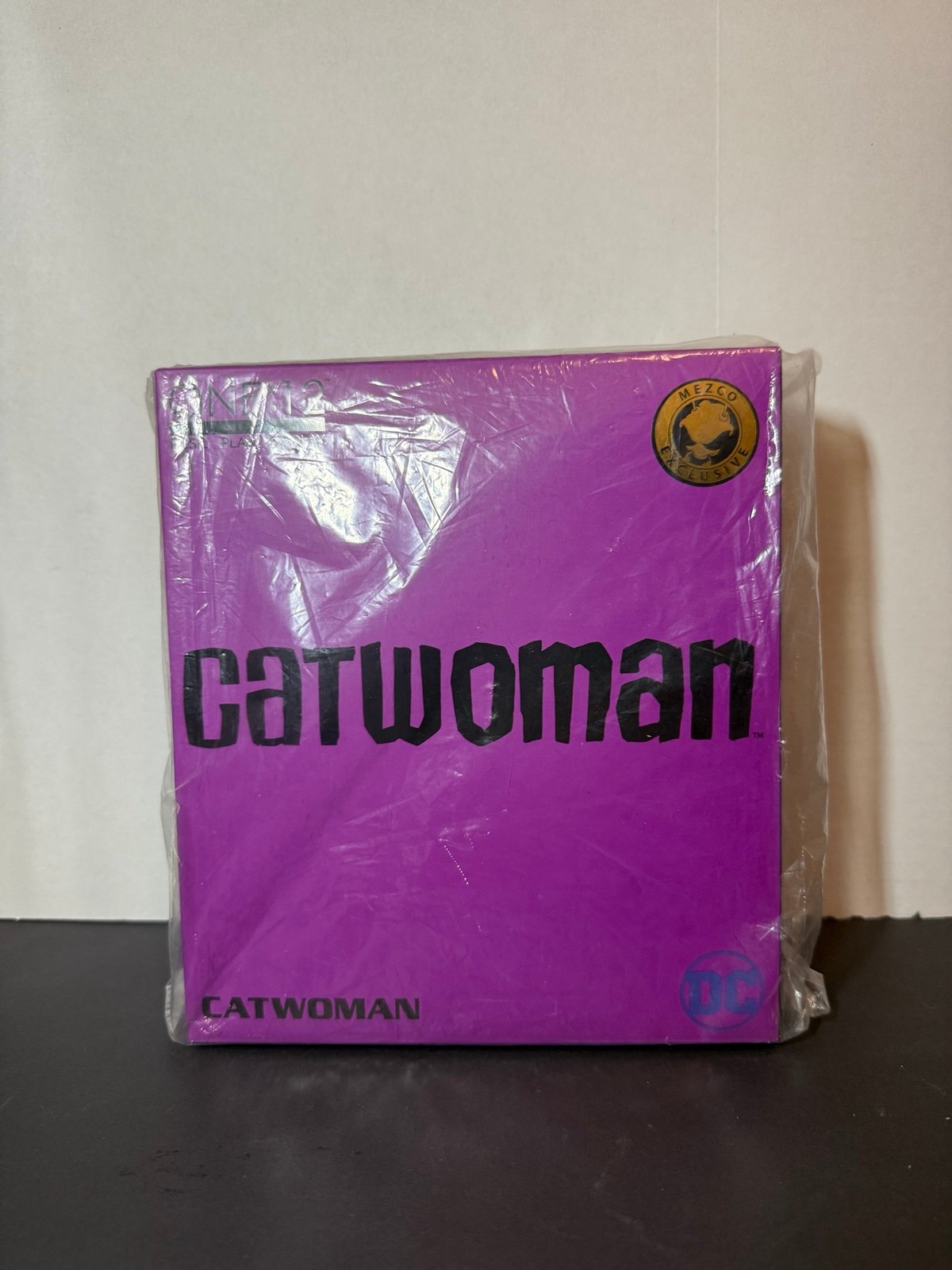 Mezco One:12 Catwoman Action Figure- Mezco Exclusive Purple Suit