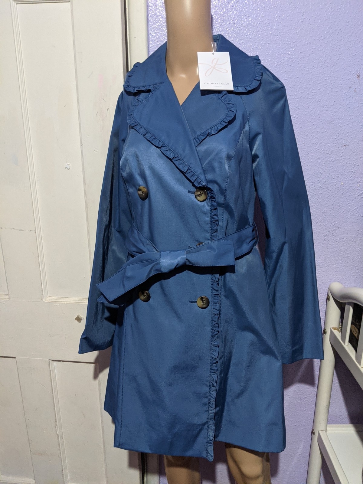 gal meets glam trench