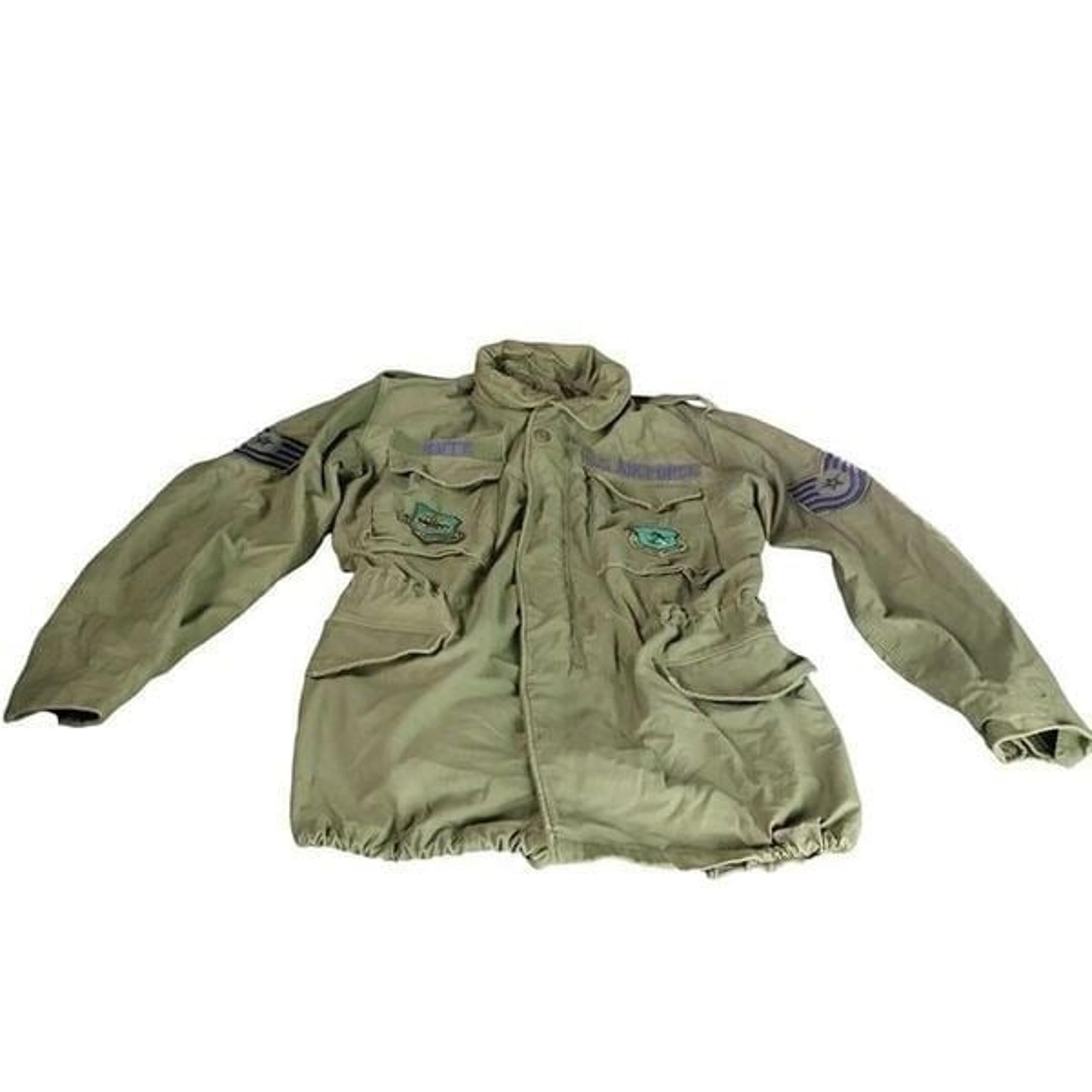 Vintage U.S. Air Force FIELD JACKET With Patches Alpha Industries SZ S Long