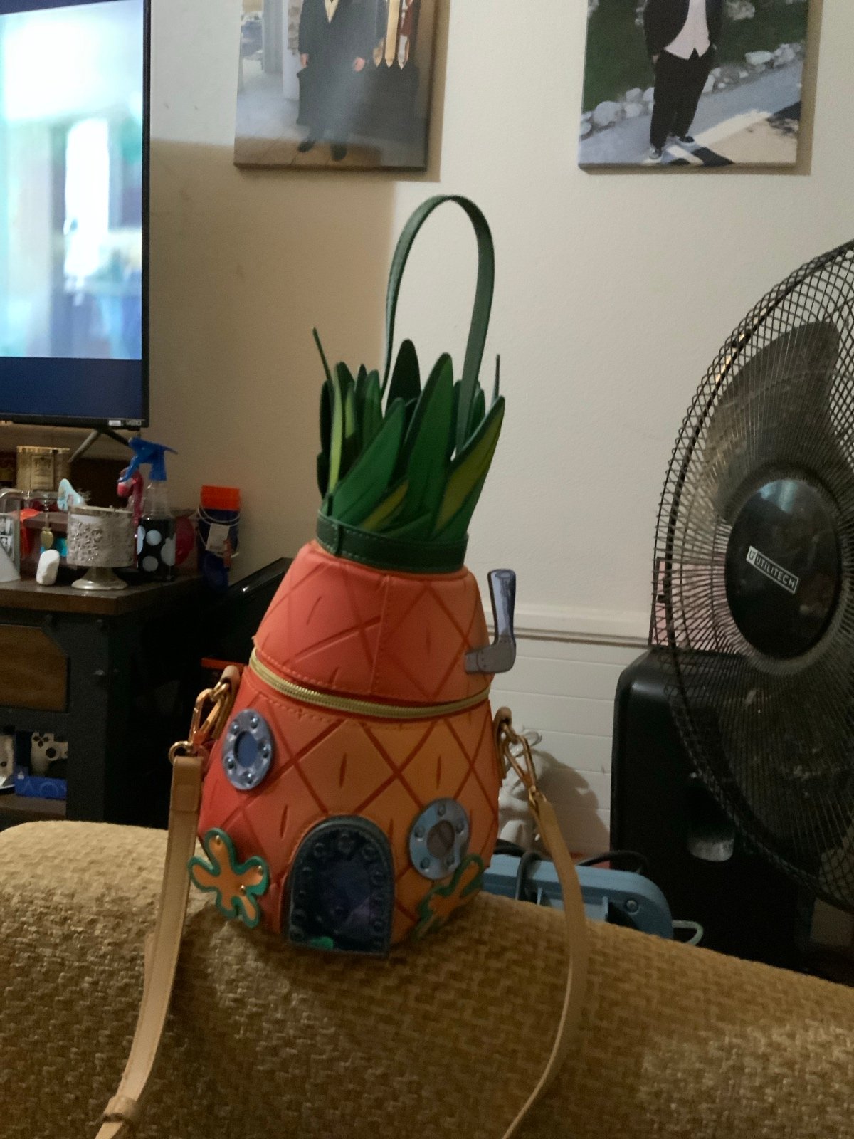 crossbody sponge bob pineapple bag