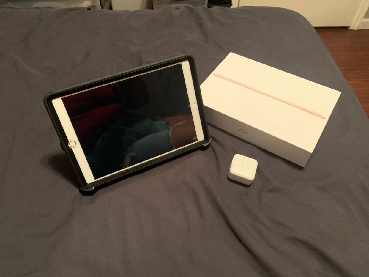 Ipad 7th generation rose gold