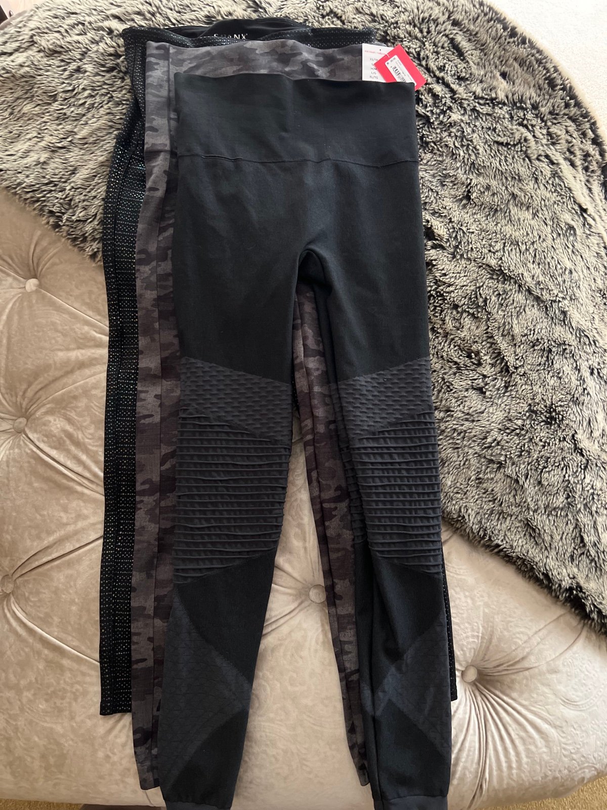 SPANX leggings NWT 3 pairs